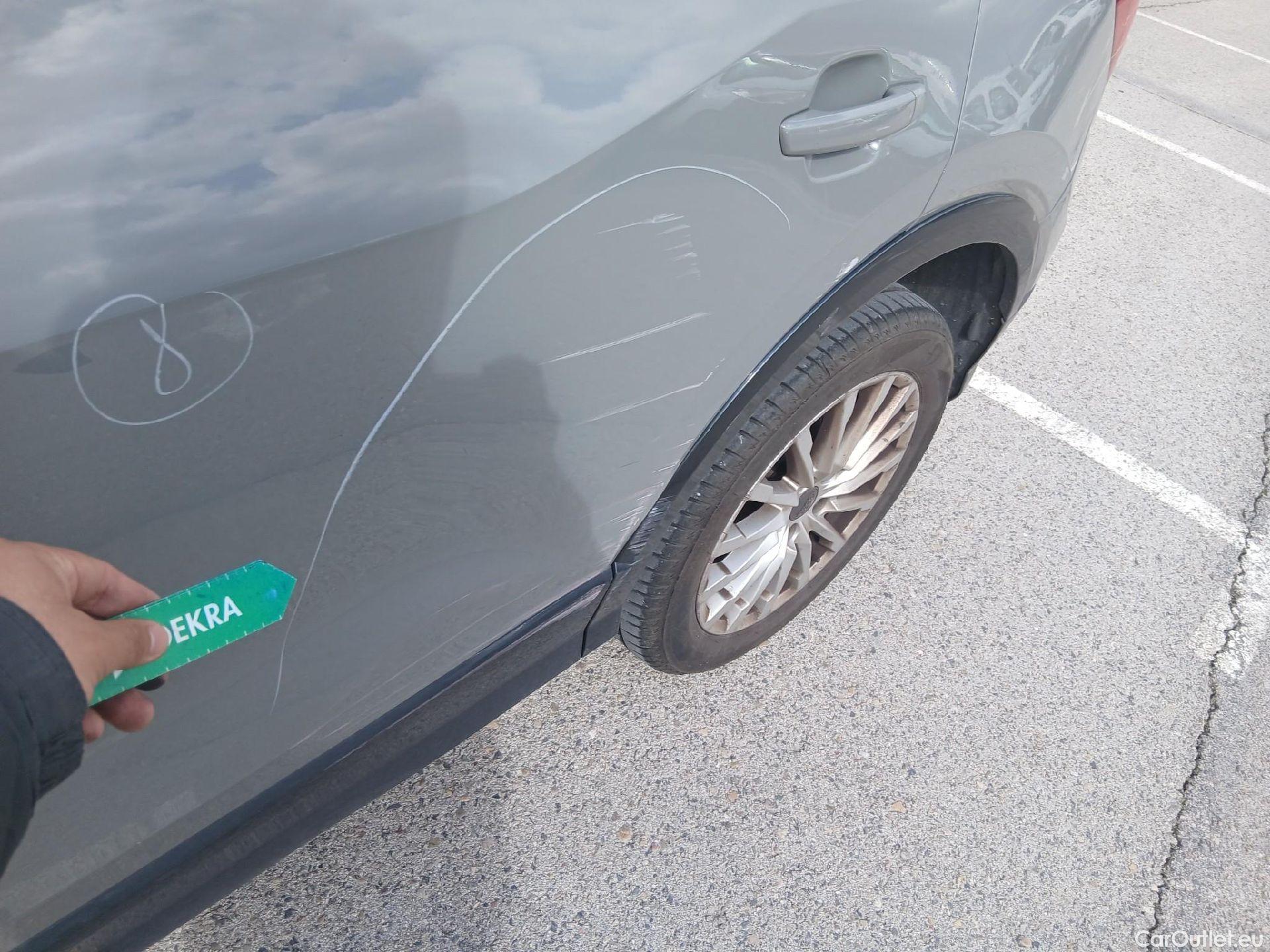  Audi  Q2 AUDI  / 2016 / 5P / todoterreno Design 30 TFSI 85kW (116CV) #23