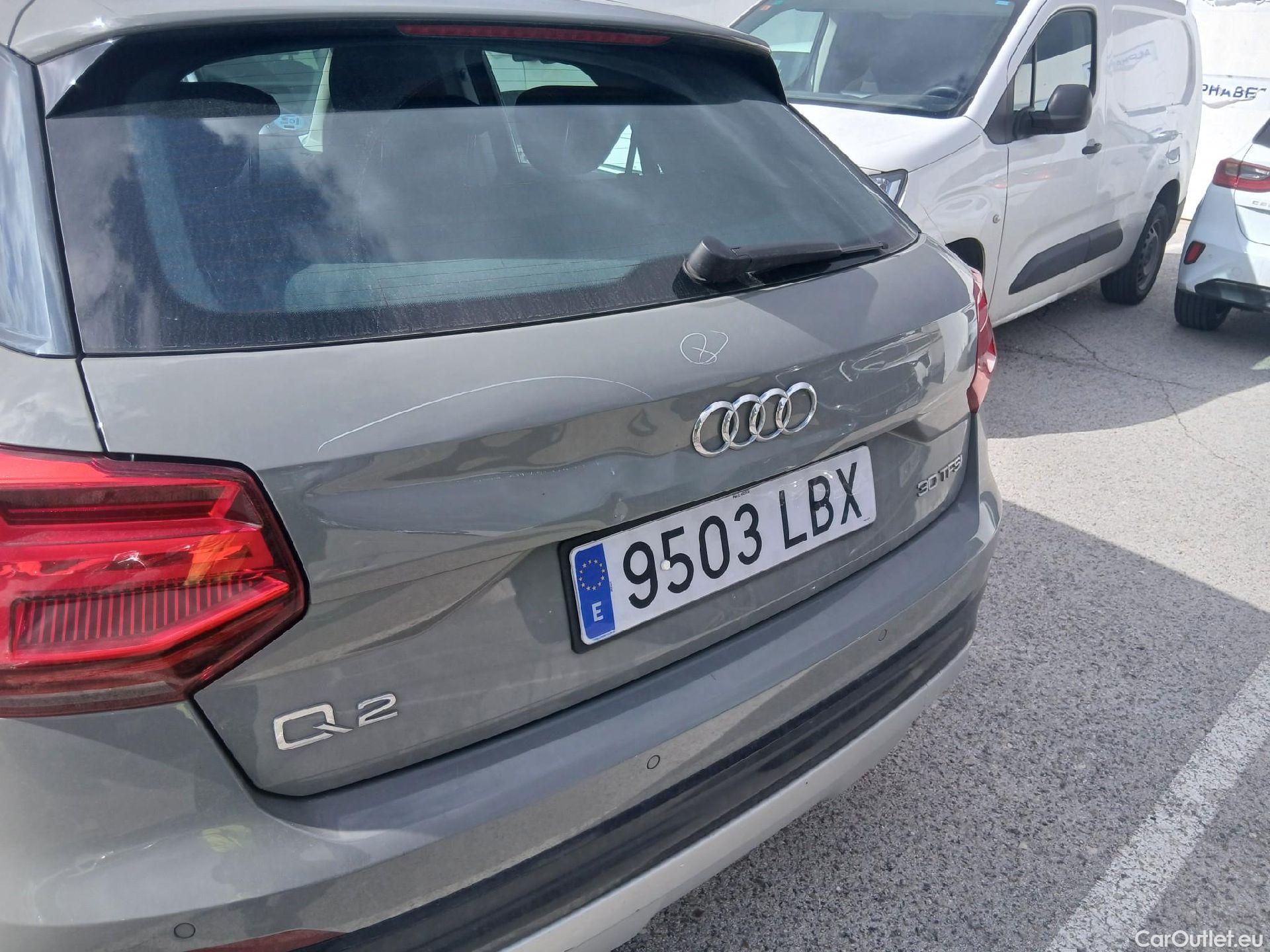  Audi  Q2 AUDI  / 2016 / 5P / todoterreno Design 30 TFSI 85kW (116CV) #29