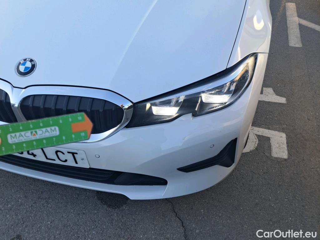  Bmw  Serie 3 BMW  / 2018 / 4P / sedán 320d Auto. #7