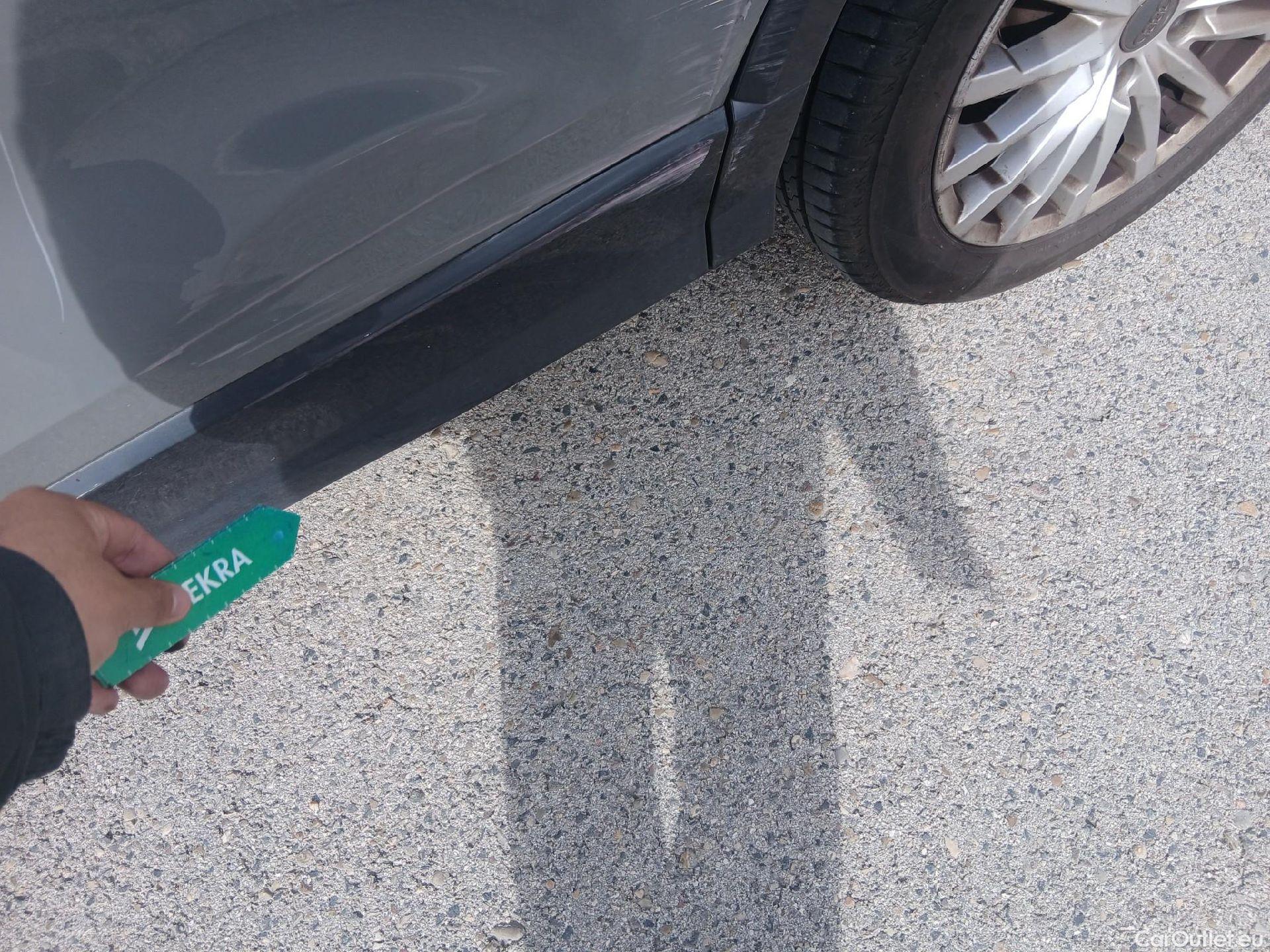  Audi  Q2 AUDI  / 2016 / 5P / todoterreno Design 30 TFSI 85kW (116CV) #26