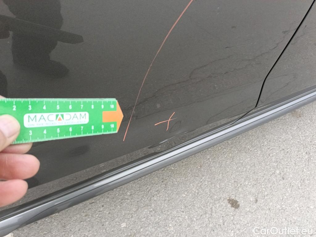  Audi  A4 AUDI  / 2019 / 5P / familiar Avant Advanced 35 TDI 120kW S tronic #2