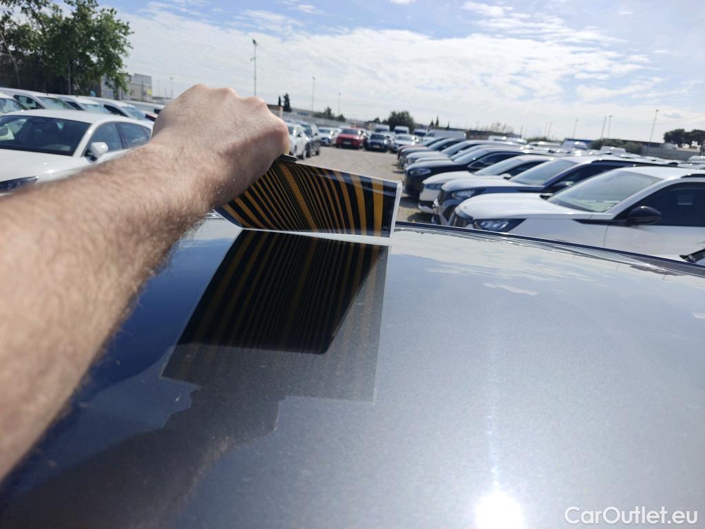  Bmw  Serie 1 BMW  / 2019 / 5P / berlina con portón 118i #17