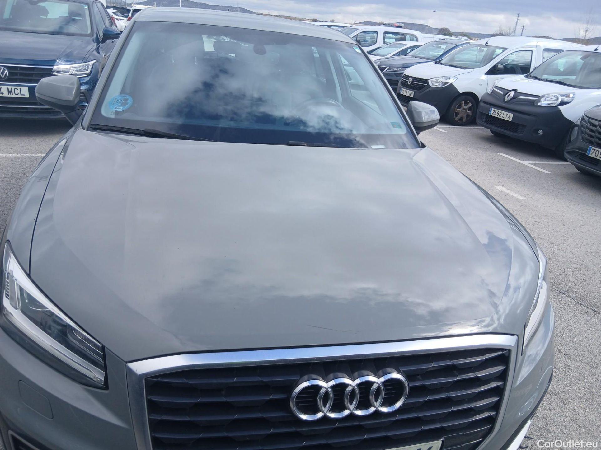  Audi  Q2 AUDI  / 2016 / 5P / todoterreno Design 30 TFSI 85kW (116CV) #17