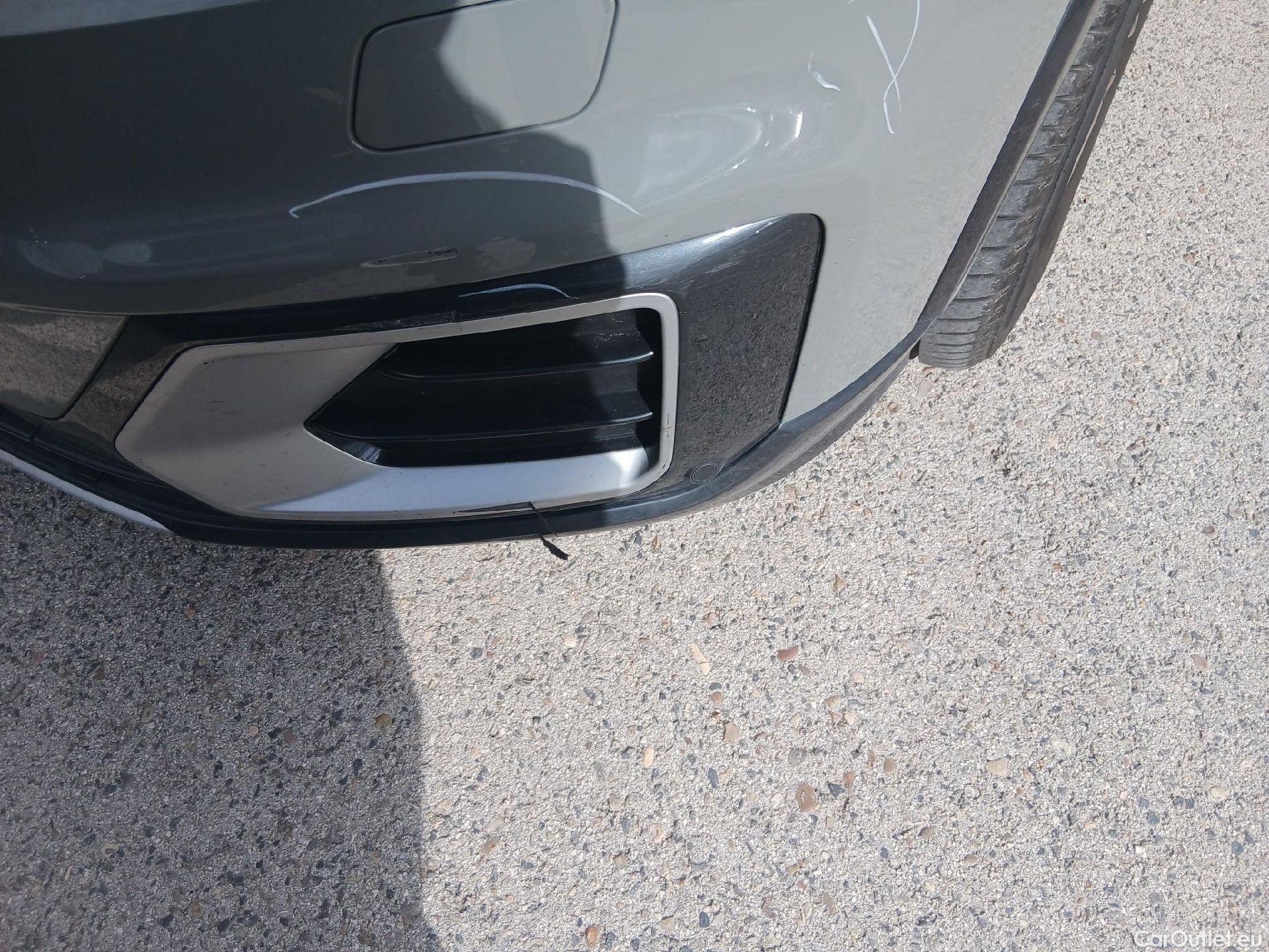  Audi  Q2 AUDI  / 2016 / 5P / todoterreno Design 30 TFSI 85kW (116CV) #11