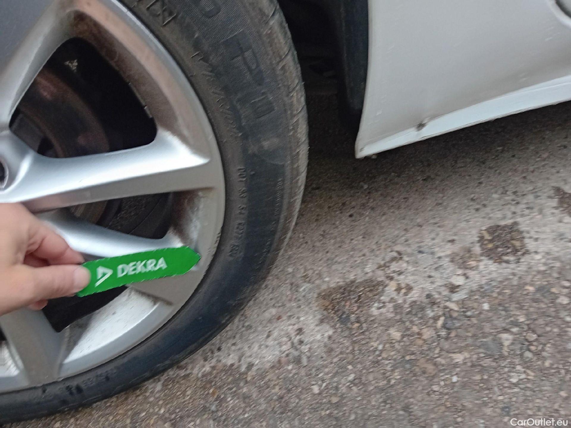  Opel  Corsa OPEL  1.2T XHL 74kW (100CV) Elegance #19