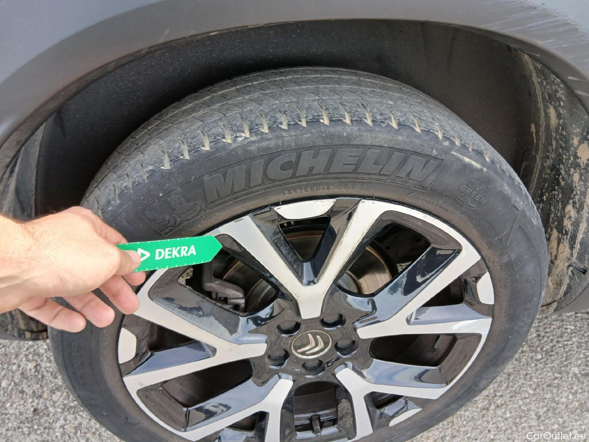  Citroen  C5 CITROEN  Aircross / 2018 / 5P / todoterreno BlueHdi 96kW (130CV) S&S Feel #32