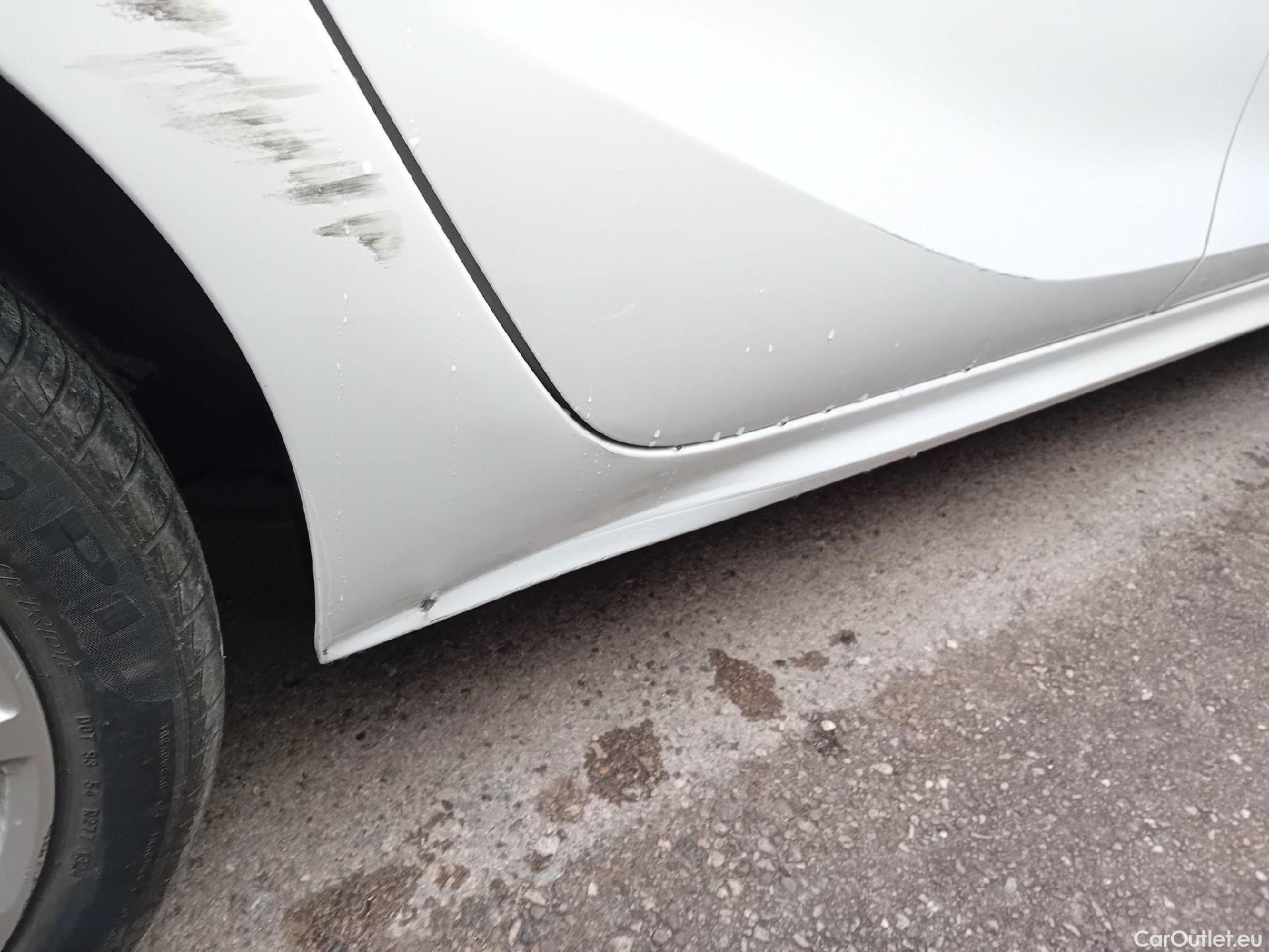  Opel  Corsa OPEL  1.2T XHL 74kW (100CV) Elegance #20