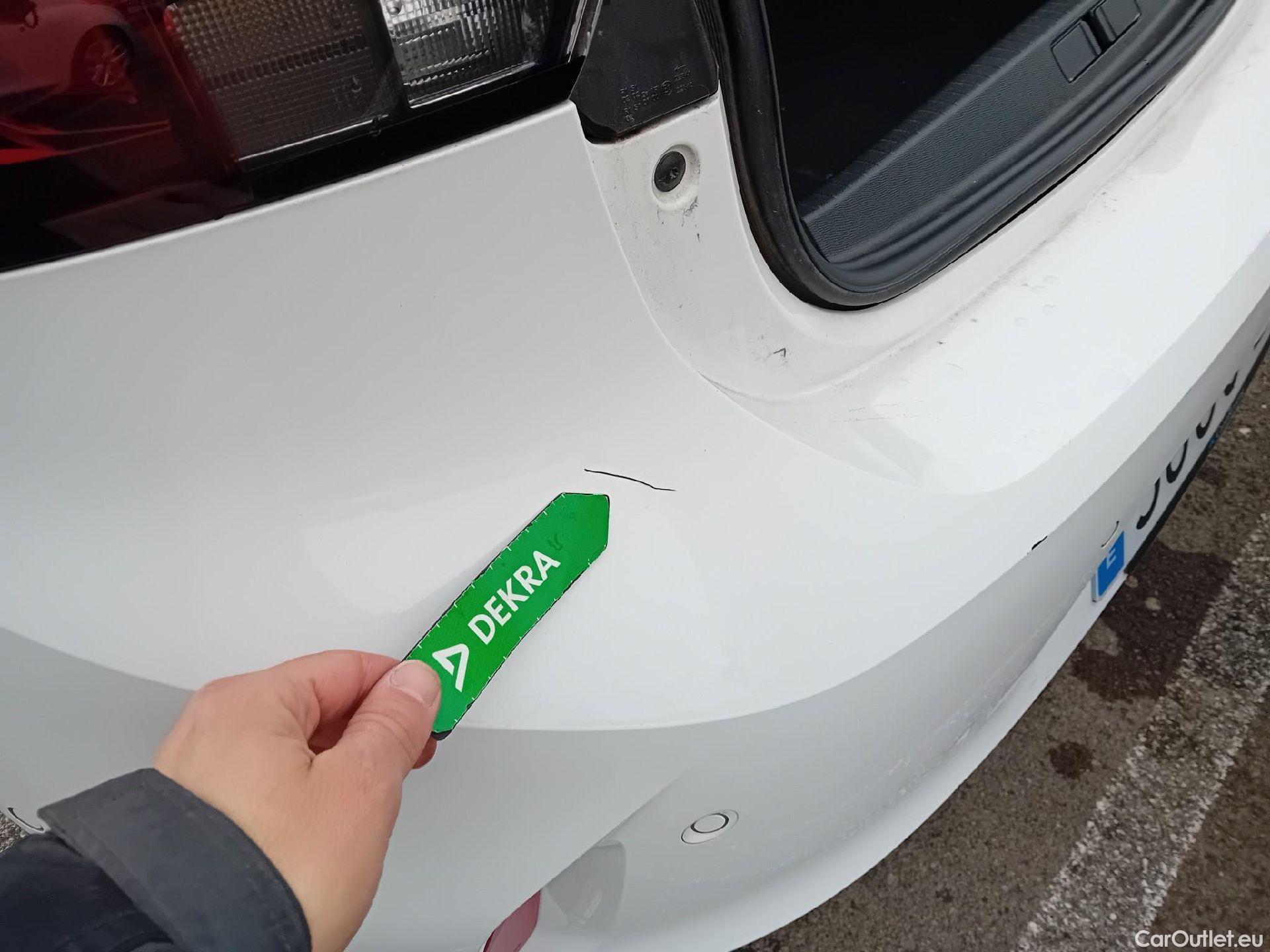  Opel  Corsa OPEL  1.2T XHL 74kW (100CV) Elegance #15