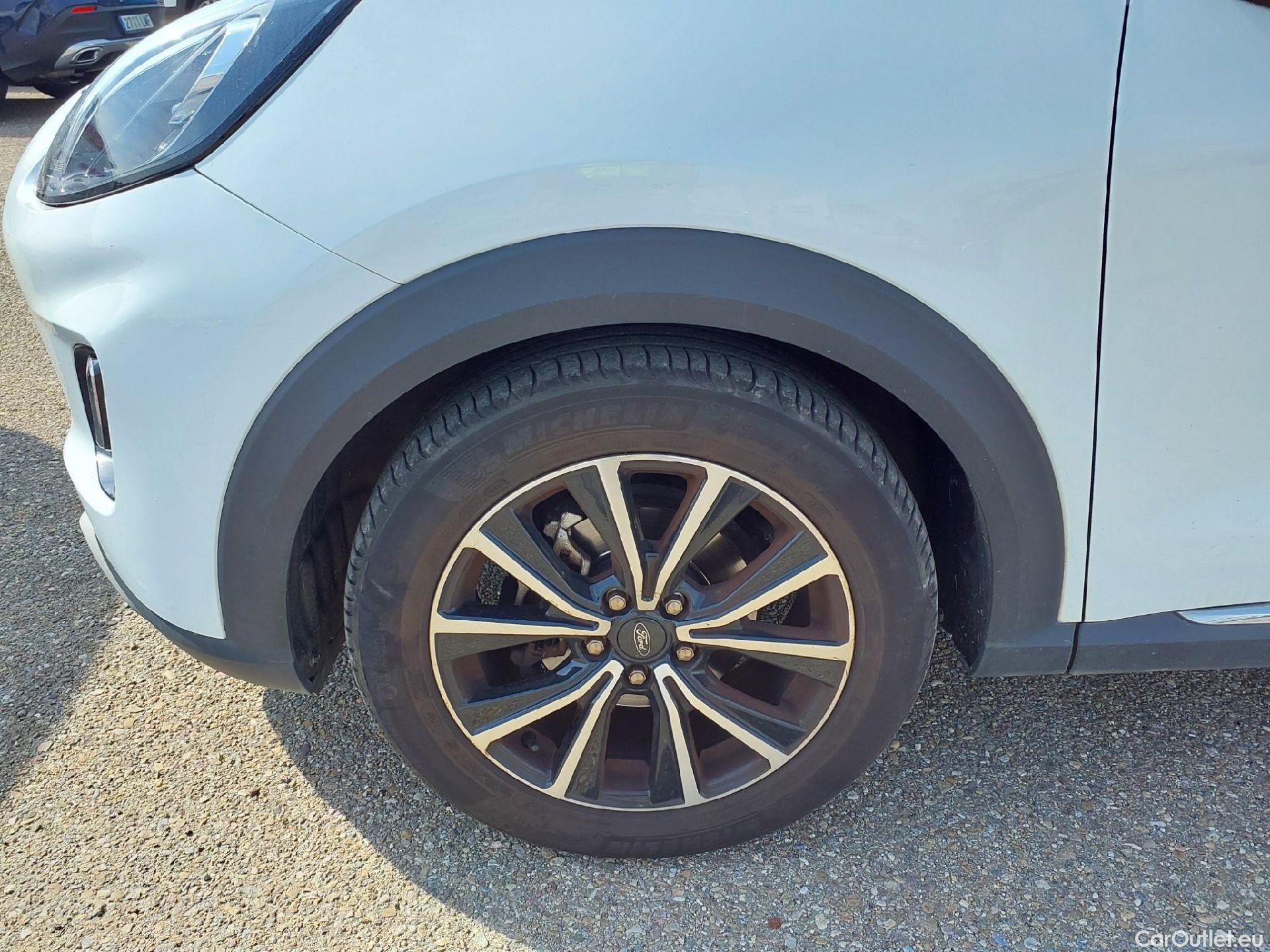  Ford  Puma FORD  / 2019 / 5P / todoterreno 1.0 EcoBoost 92kW (125cv) Titanium MHEV #7