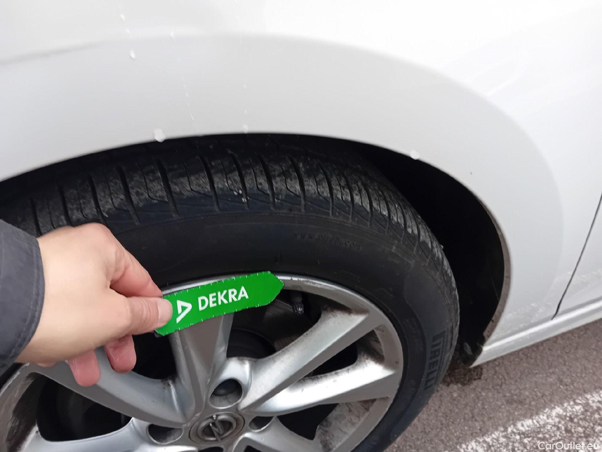  Opel  Corsa OPEL  1.2T XHL 74kW (100CV) Elegance #5