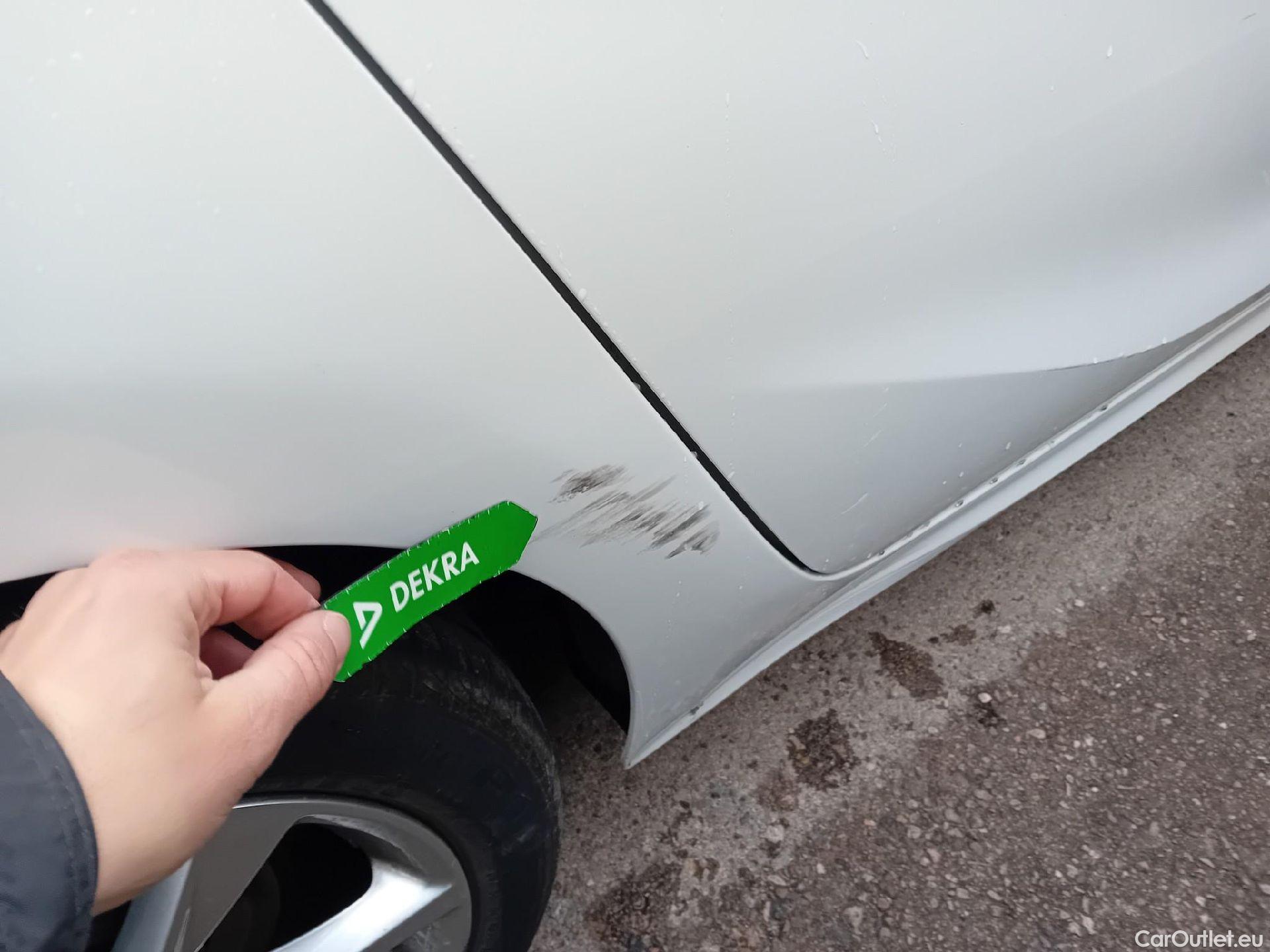  Opel  Corsa OPEL  1.2T XHL 74kW (100CV) Elegance #16