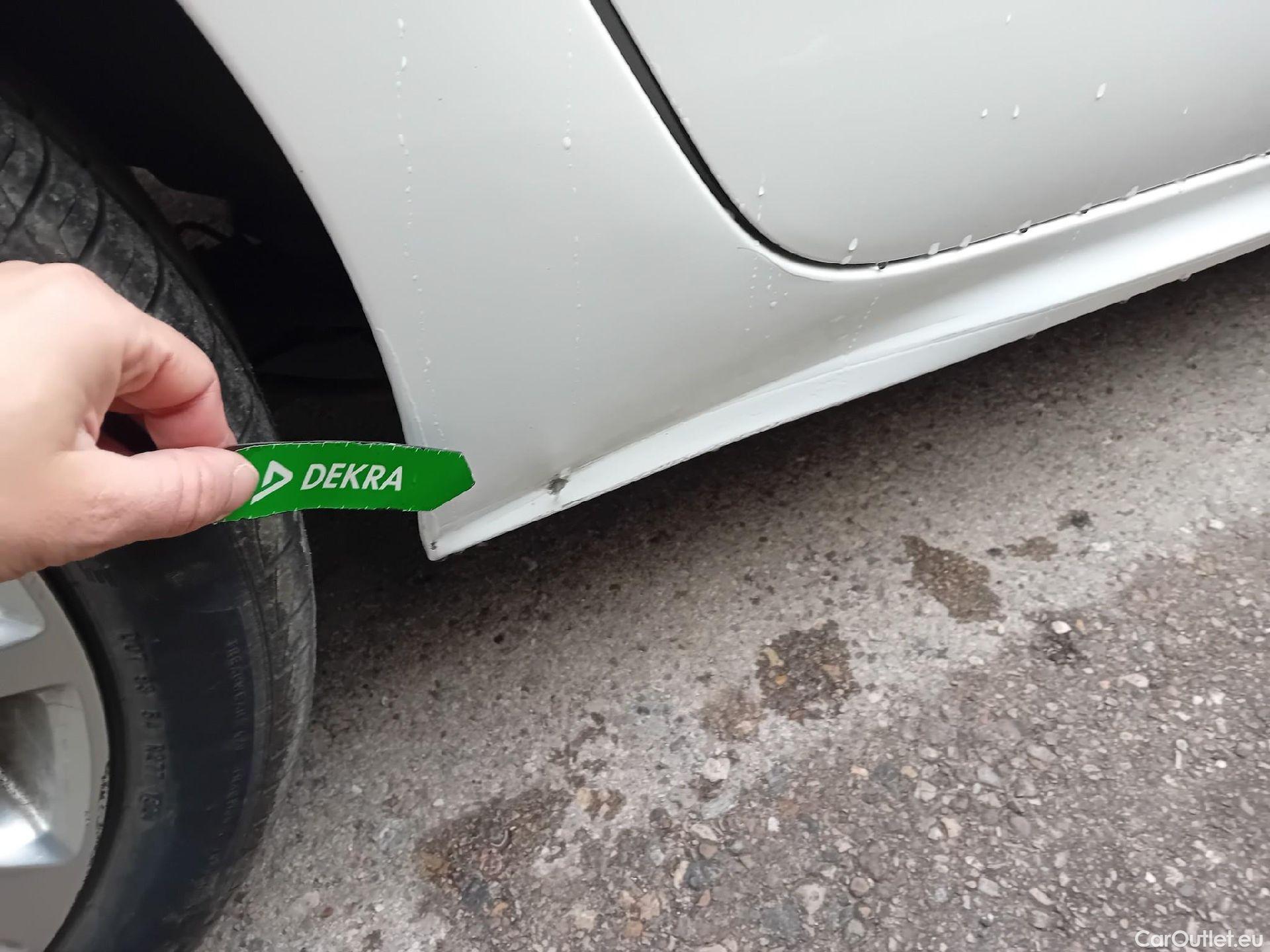  Opel  Corsa OPEL  1.2T XHL 74kW (100CV) Elegance #21