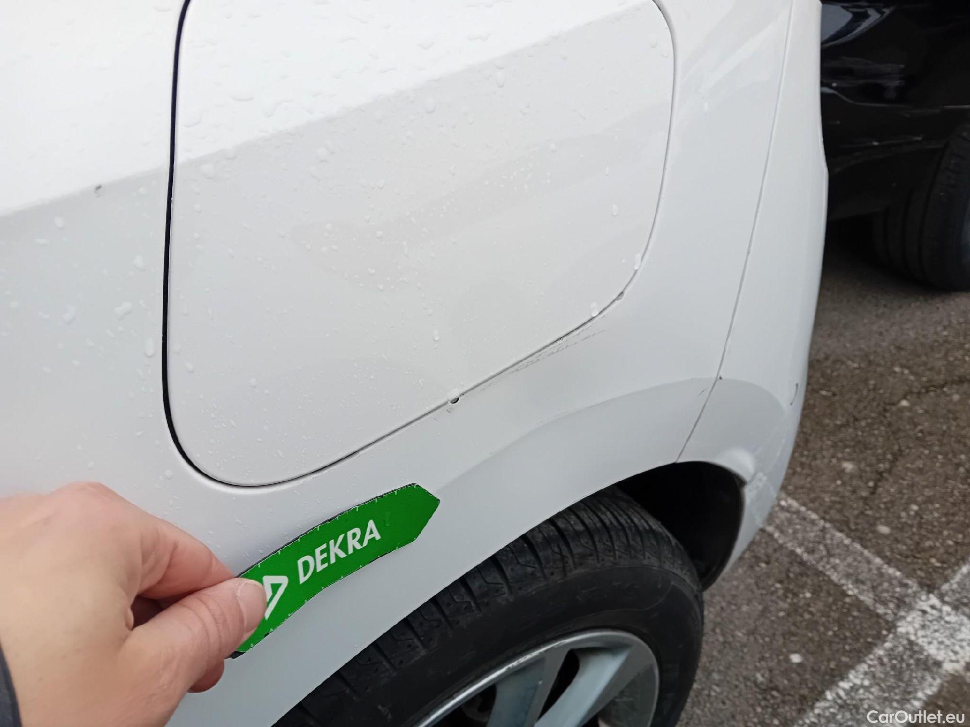  Opel  Corsa OPEL  1.2T XHL 74kW (100CV) Elegance #10