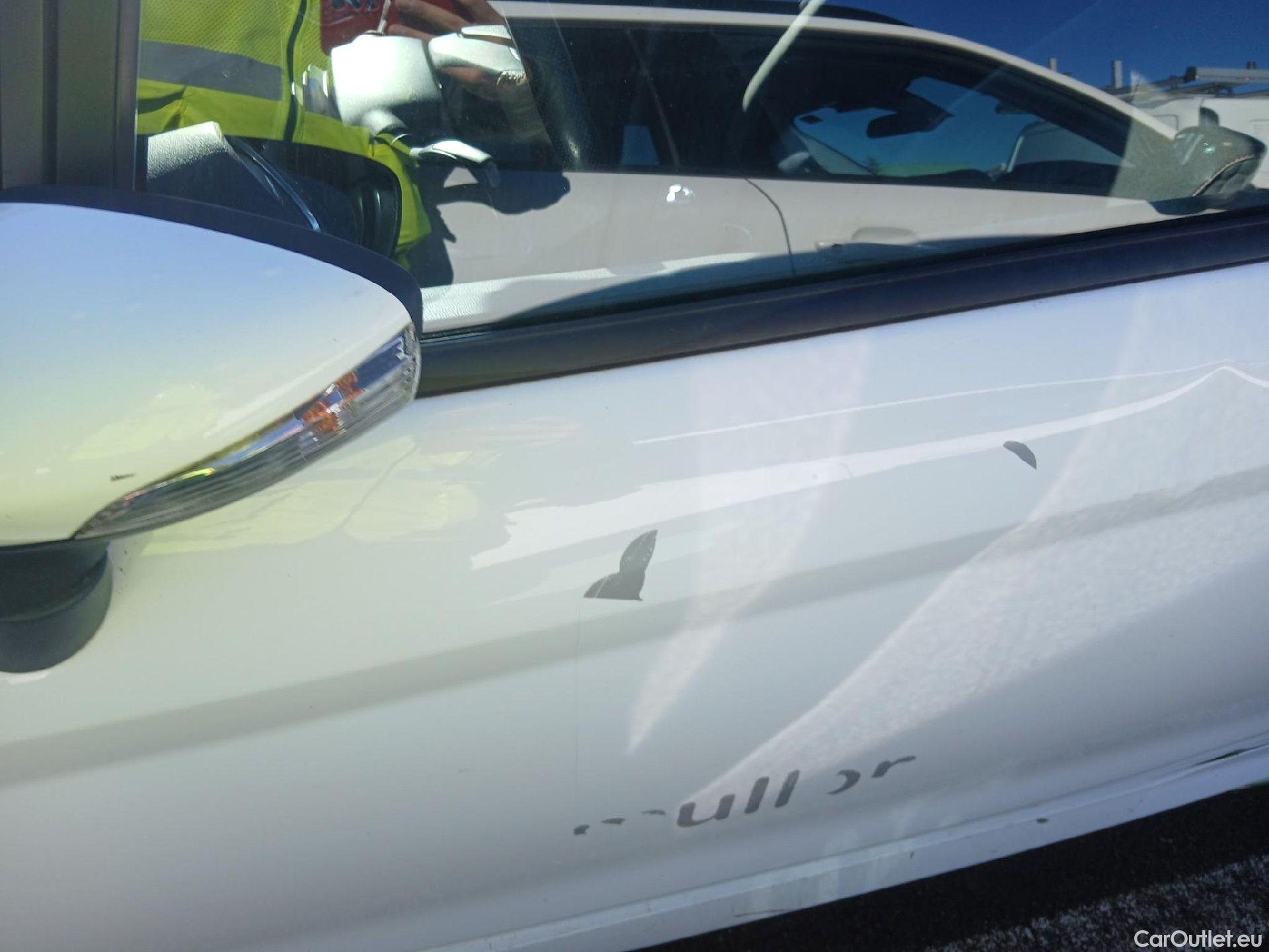  Ford  Fiesta FORD  3p 6G berlina con portón 1.5 TDCi 70kW (95CV) ST-Line 3p #14