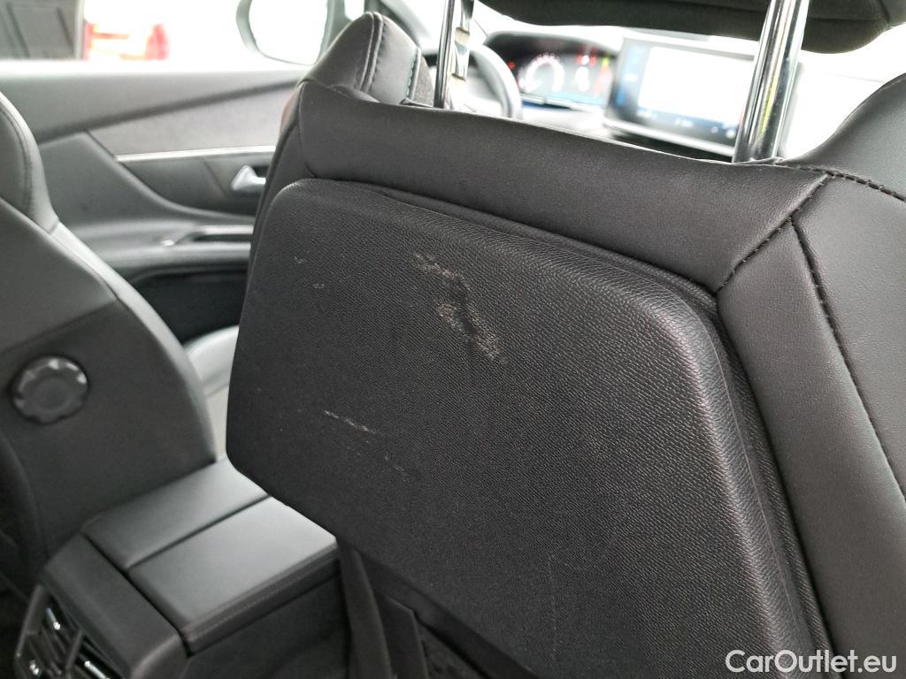  Peugeot  5008 PEUGEOT  / 2020 / 5P / todoterreno 1.5 BlueHDi 96kW S&S Allure Pack EAT8 #40