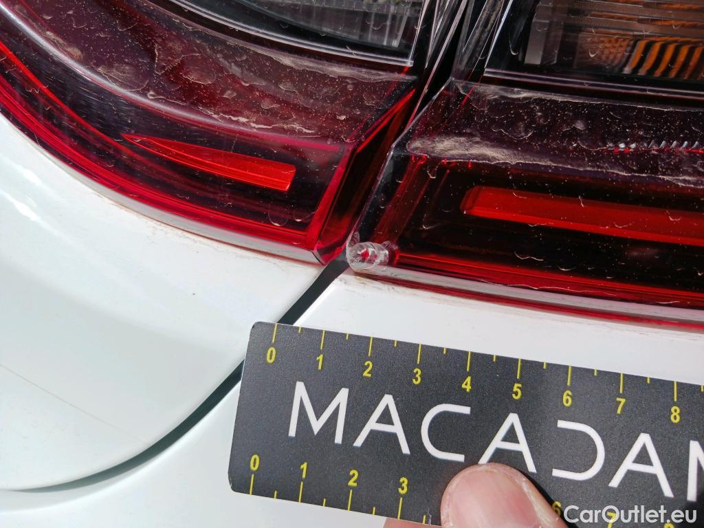  Renault  Clio RENAULT  / 2019 / 5P / berlina con portón Business TCe 74 kW (100CV) GLP #2