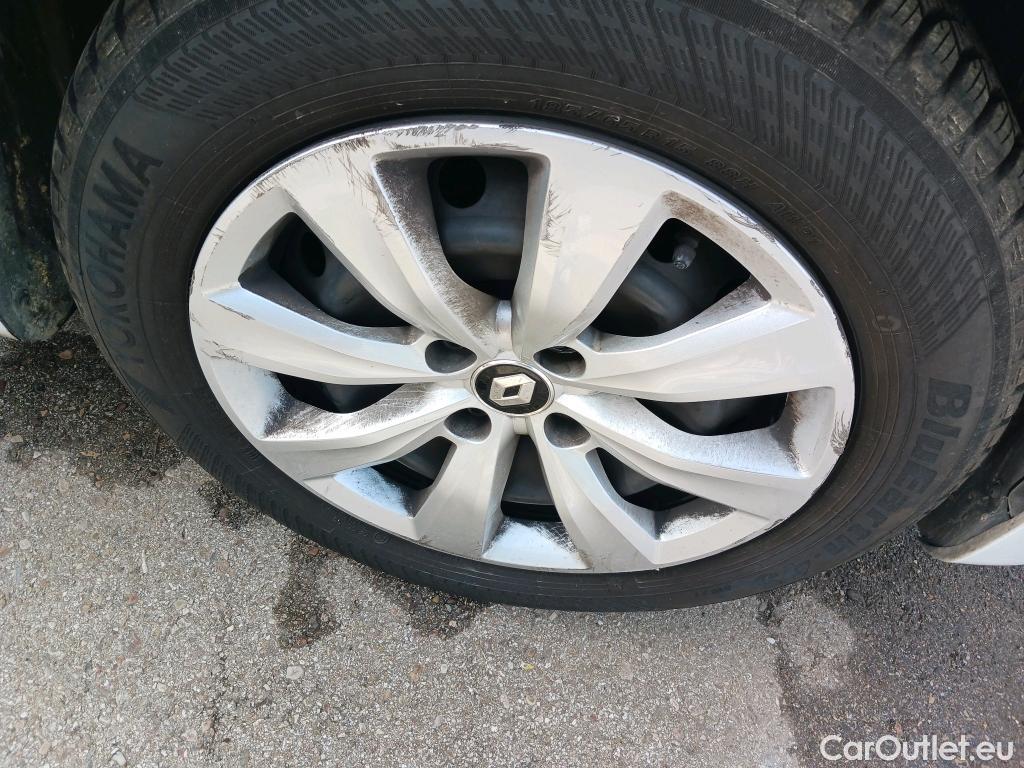  Renault  Clio RENAULT  / 2019 / 5P / berlina con portón Business TCe 74 kW (100CV) GLP #26