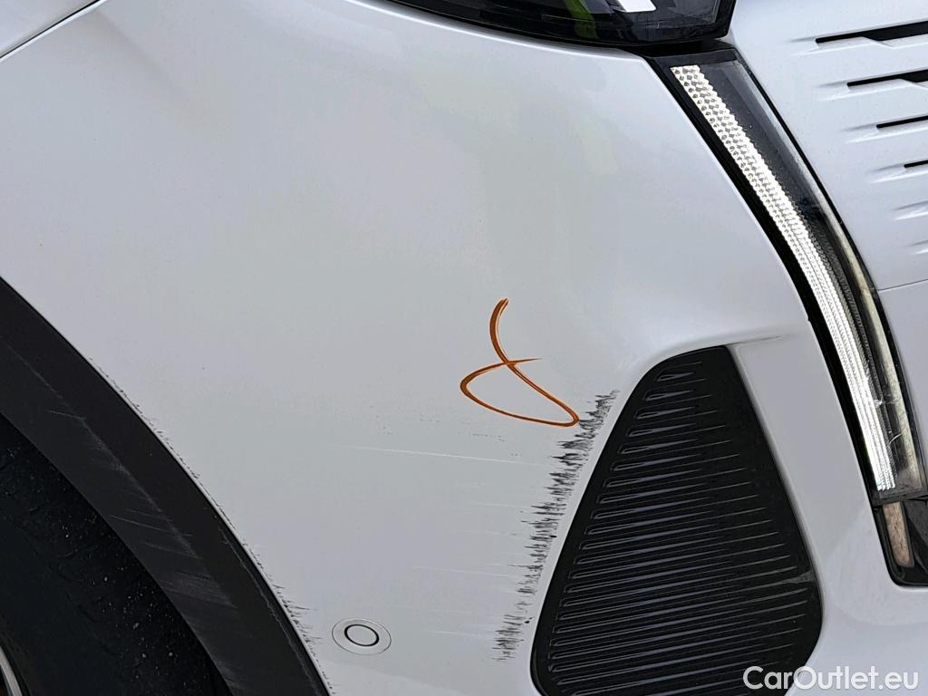  Peugeot  5008 PEUGEOT  / 2020 / 5P / todoterreno 1.5 BlueHDi 96kW S&S Allure Pack EAT8 #31