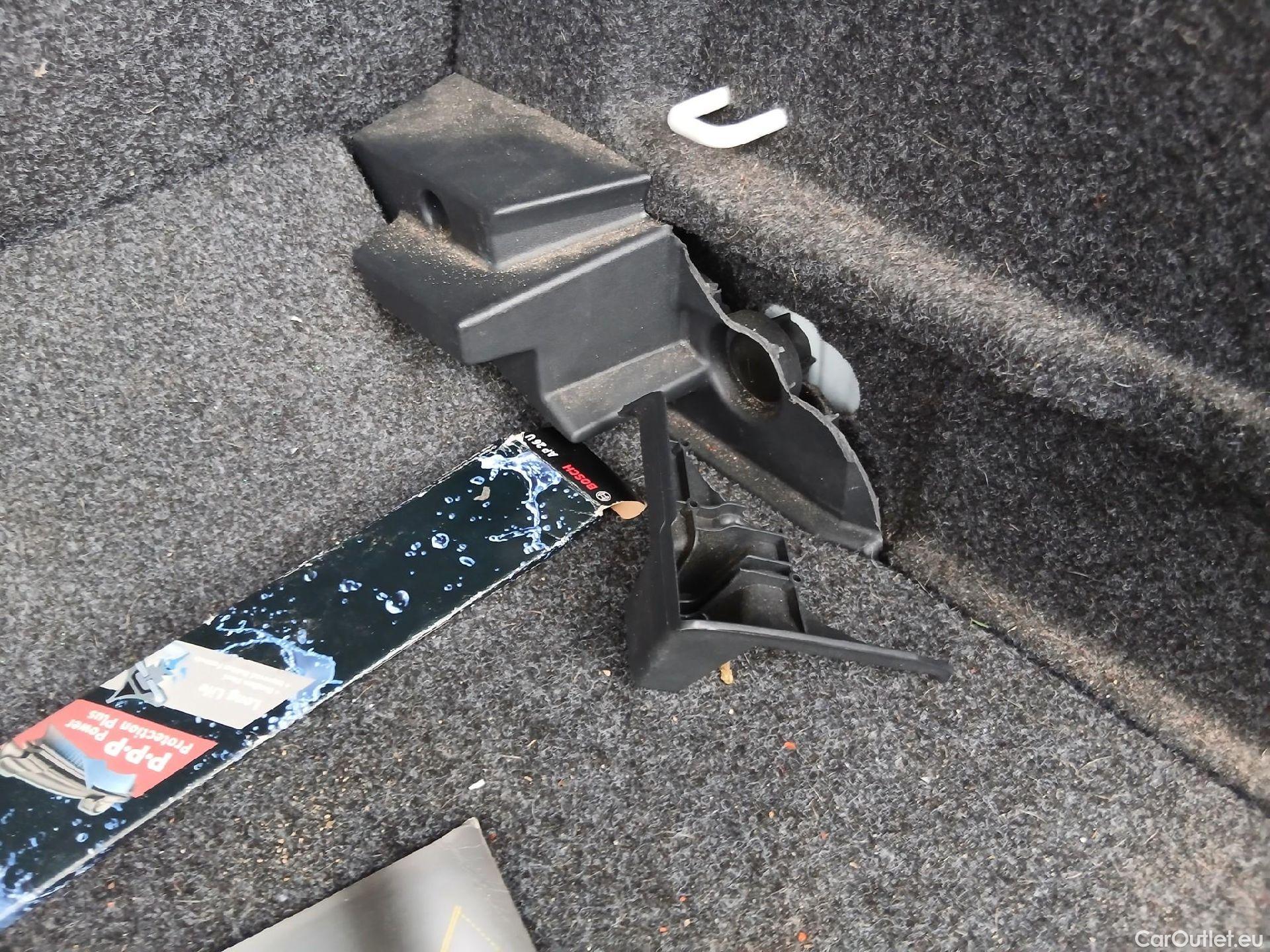  Seat  Arona SEAT  / 2017 / 5P / todoterreno 1.0 TSI 81kW (110CV) Style Plus (AC) #31