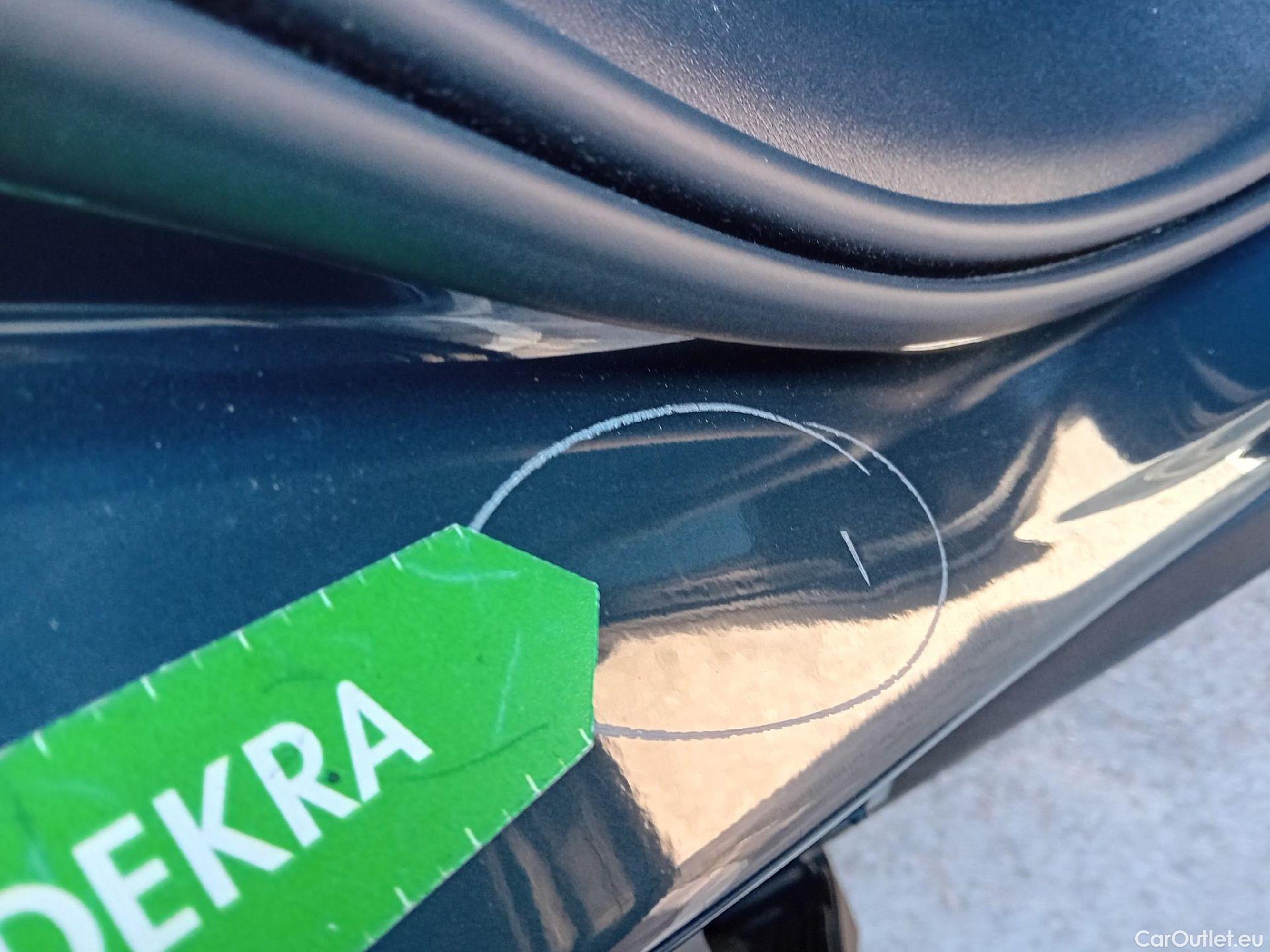  Volvo  XC 40 VOLVO XC40 / 2017 / 5P / todoterreno 1.5 T4 Twin Recharge Inscription Ex Auto #2