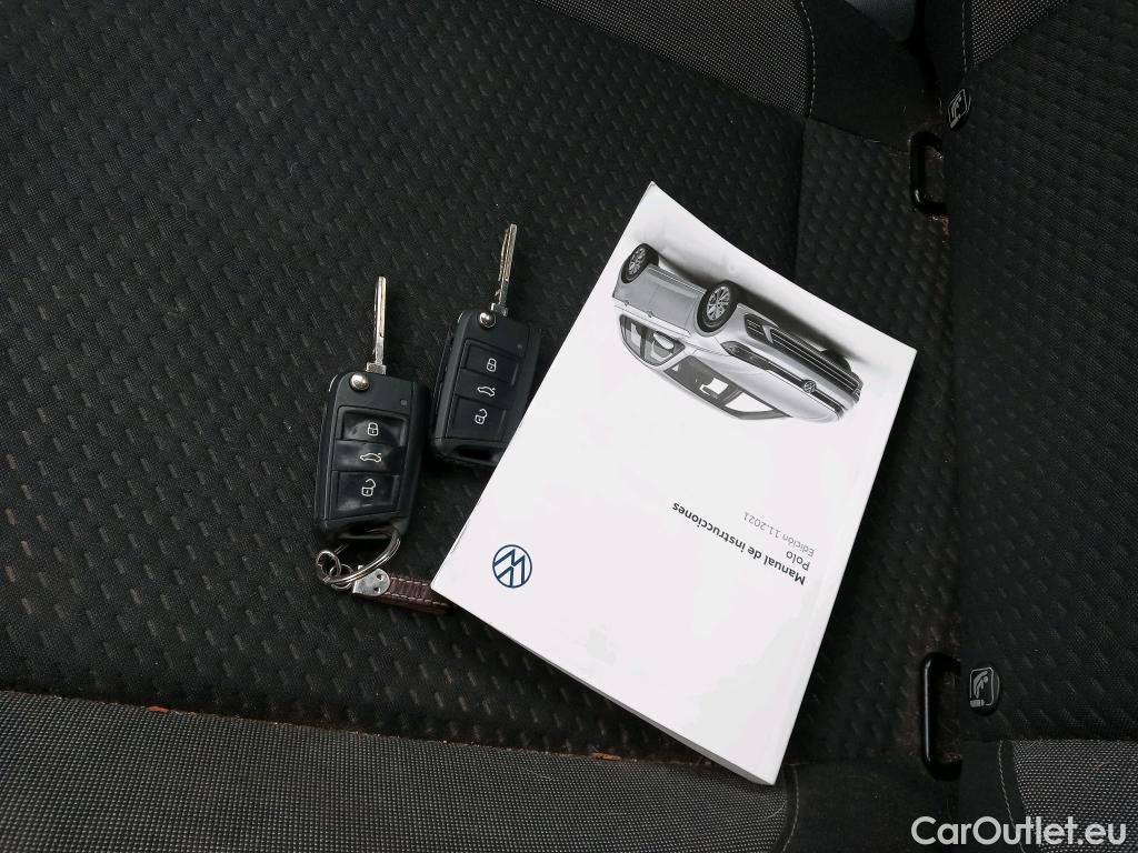  Volkswagen  Polo VOLKSWAGEN  / 2021 / 5P / berlina con portón Life 1.0 TSI 70kW (95CV) #14