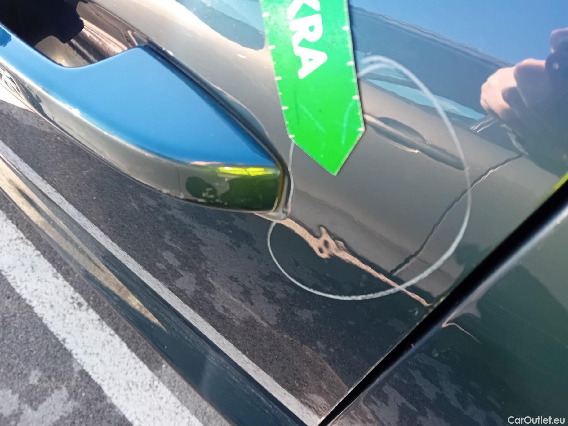  Volvo  XC 40 VOLVO XC40 / 2017 / 5P / todoterreno 1.5 T4 Twin Recharge Inscription Ex Auto #15