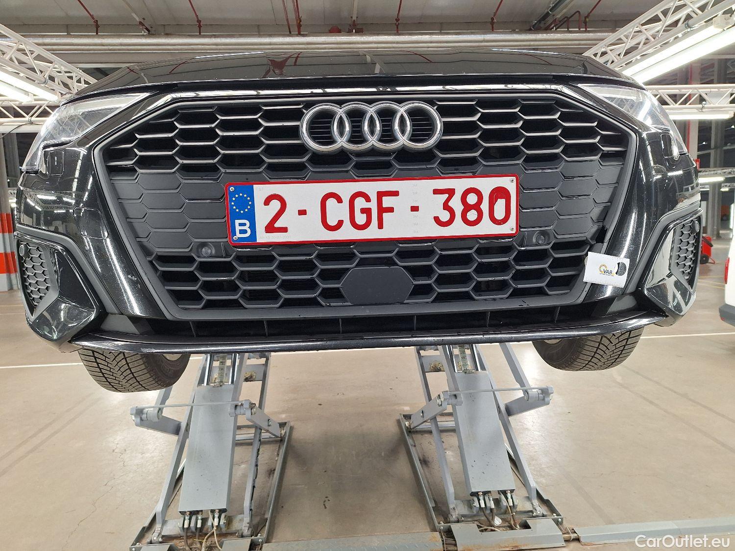  Audi  A3 Audi,  Berline '20, Audi  Berline 2.0 TDi 30 85kW Attraction 4d #5