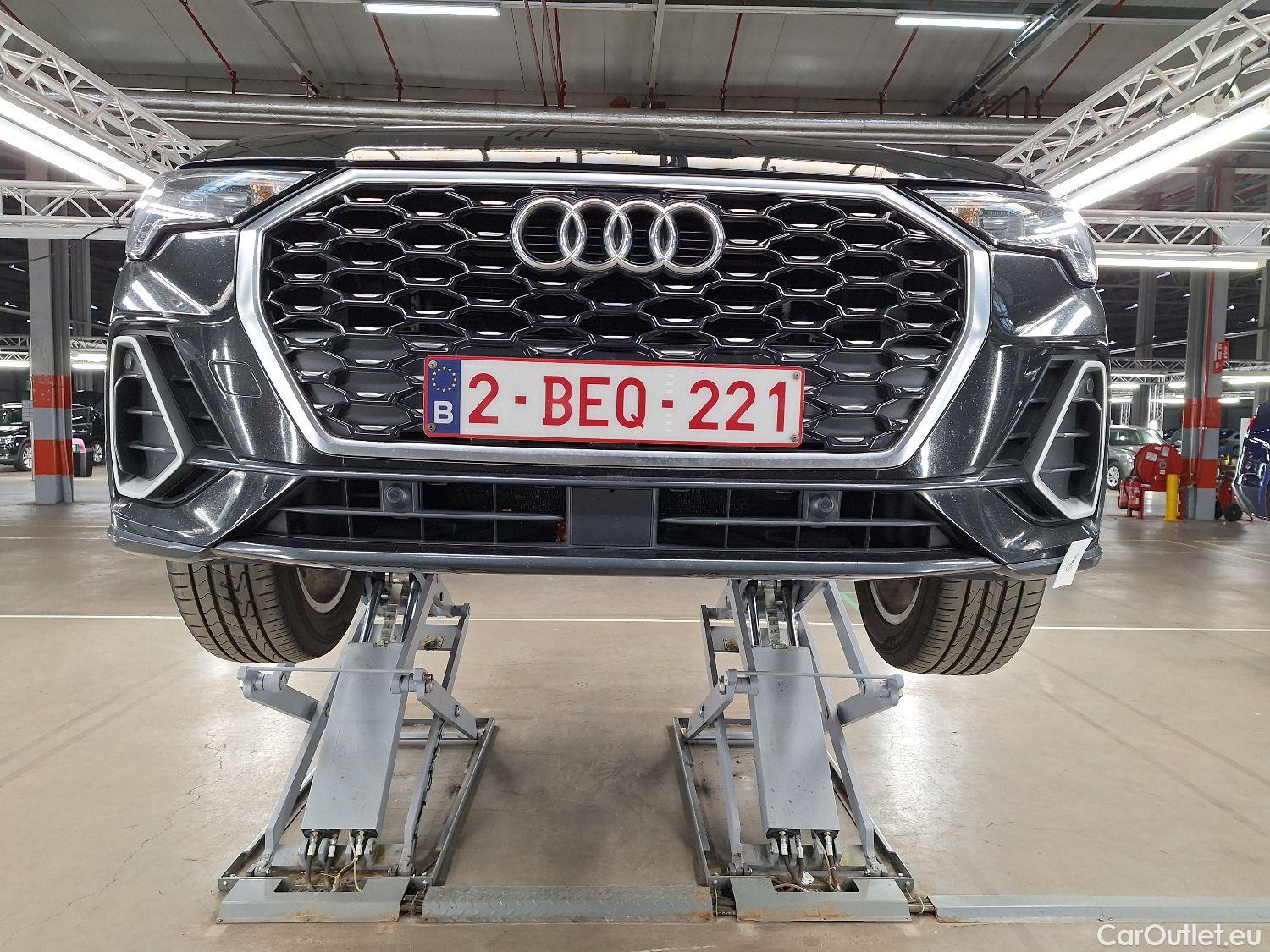  Audi  Q3 Audi,  SB '19, Audi  Sportback 35 TDI S tronic S Line Business  #1