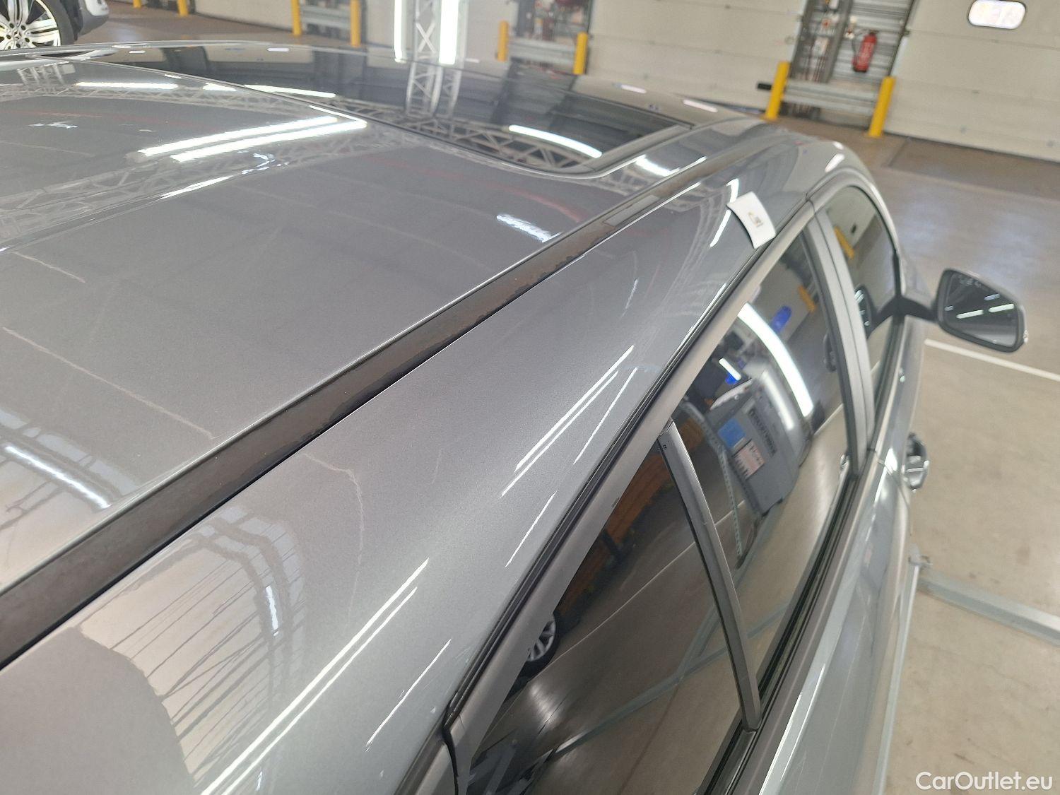  Bmw  Serie 1 BMW, 1-serie '19, BMW 1 Reeks Hatch 118iA (100 kW) 5d #59