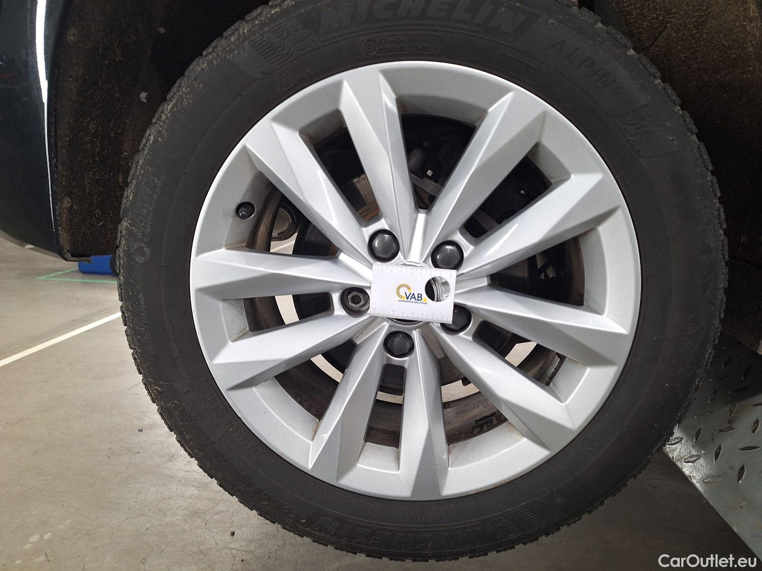  Audi  A3 Audi,  SB '20, Audi  Sportback 1.0 30 TFSi 81kW S tronic 5d #34