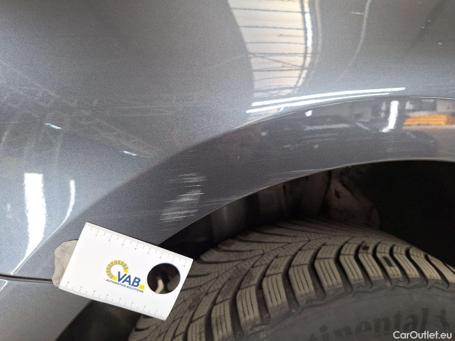  Bmw  Serie 3 BMW, 3-serie Touring '18, BMW 3 Reeks Touring 318dA (100 kW) 5d #54