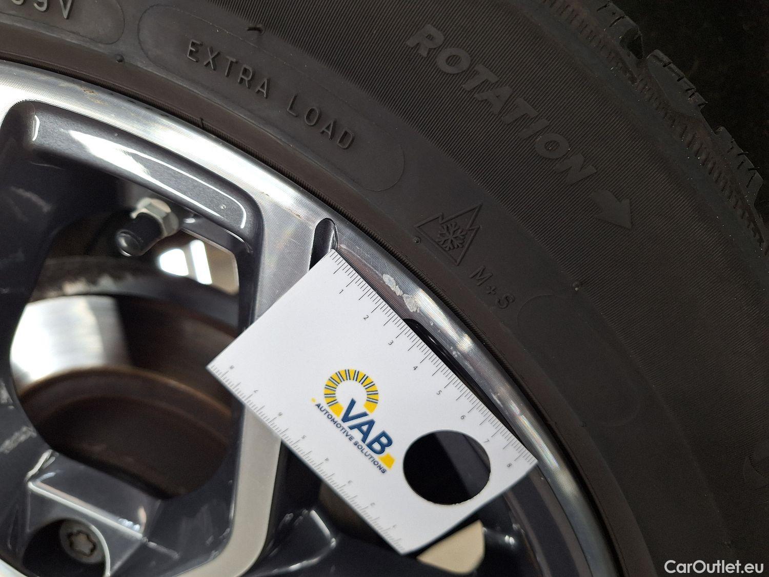  Bmw  X1 BMW,  FL'19, BMW  sDrive18iA (100 kW) 5d #4