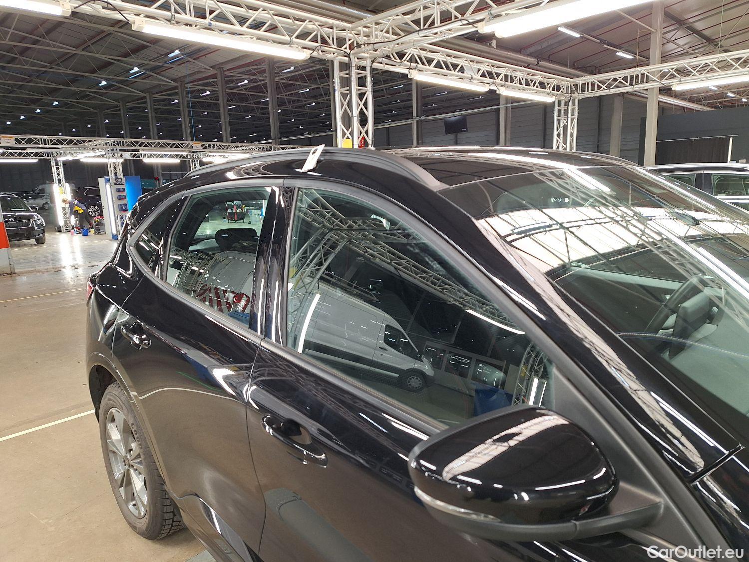  Ford  Kuga Ford,  '19 PHEV, Ford  2.5i PHEV Aut. 165kW ST-Line 5d #29