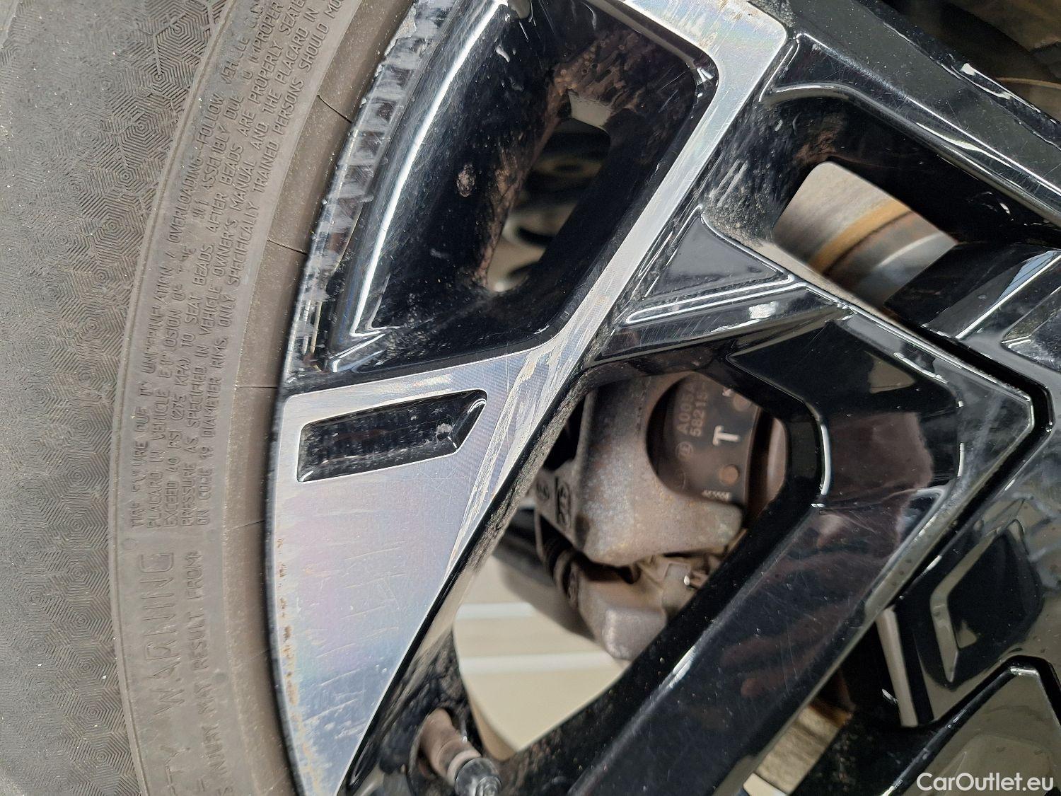  KIA  Sportage Kia,  '21, KIA  1.6 T-GDi 48V 7DCT GT Line 5d #4