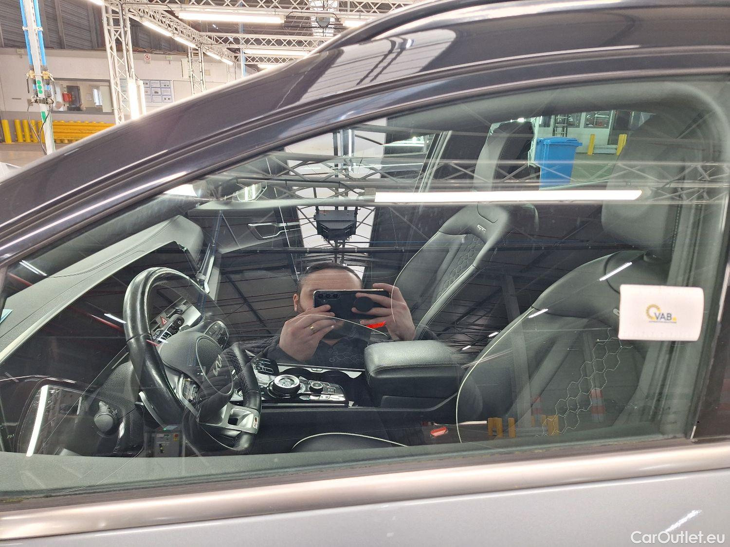  KIA  Sportage Kia,  '21, KIA  1.6 T-GDi 48V 7DCT GT Line 5d #13