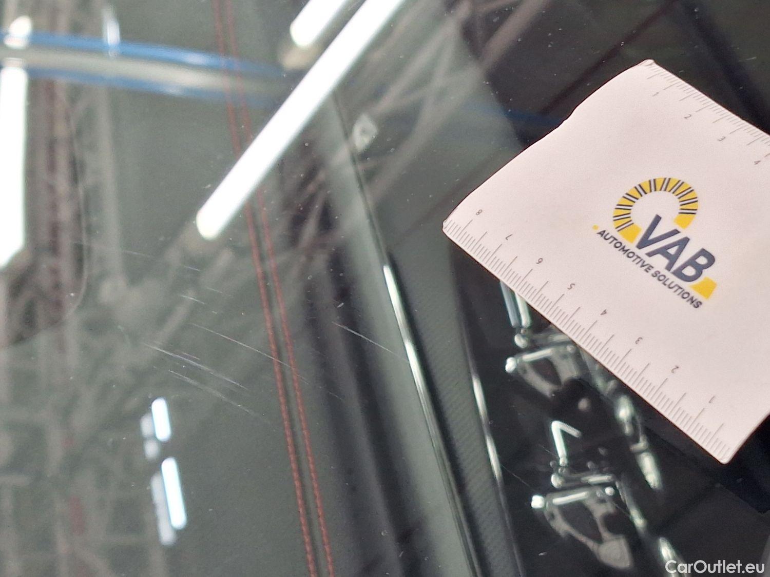  Mercedes  CLA-Klasse Mercedes, CLA-Class '19, Mercedes-Benz CLA CLA 250 e 4d #51