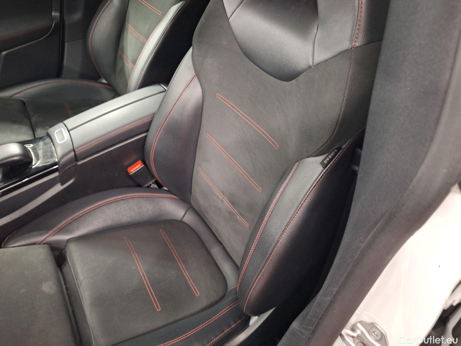  Mercedes  CLA-Klasse Mercedes, CLA-Class '19, Mercedes-Benz CLA CLA 250 e 4d #44