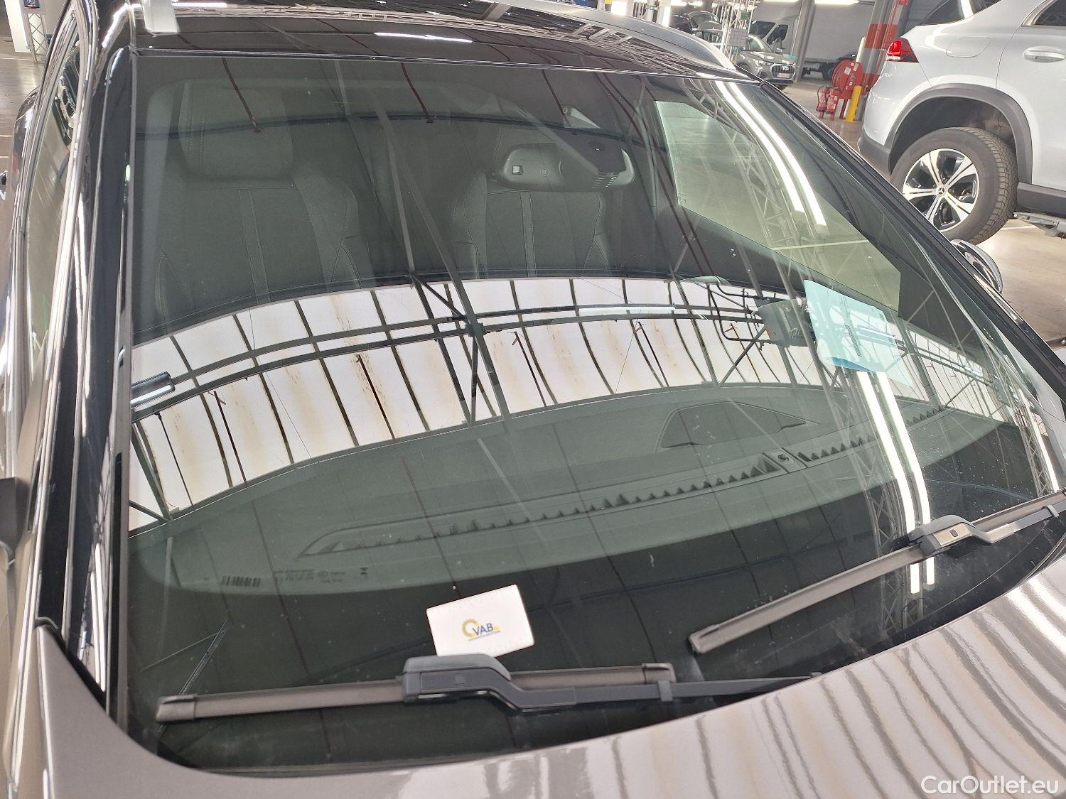  Peugeot  5008 Peugeot,  '16, Peugeot  1.5 BlueHDi 96kW S&S EAT8 GT Line 5d #25