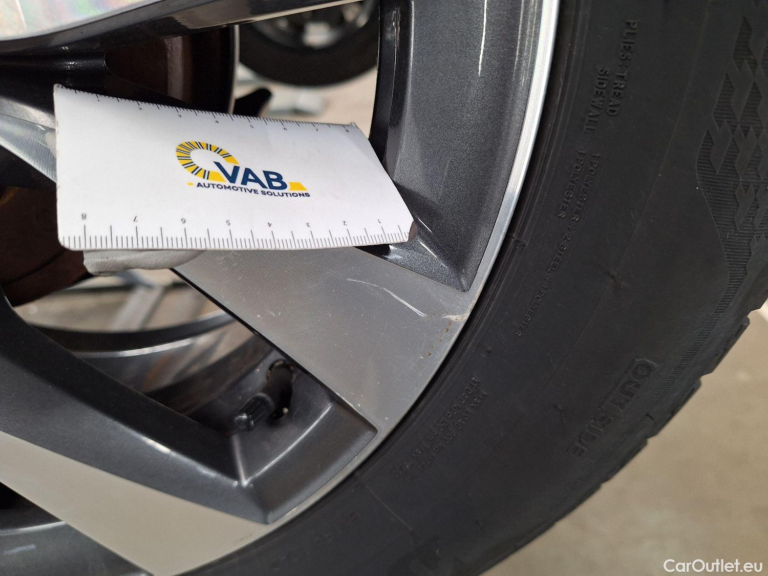  Renault  Captur Renault,  '19, Renault  TCe 130 GPF Intens 5d #29