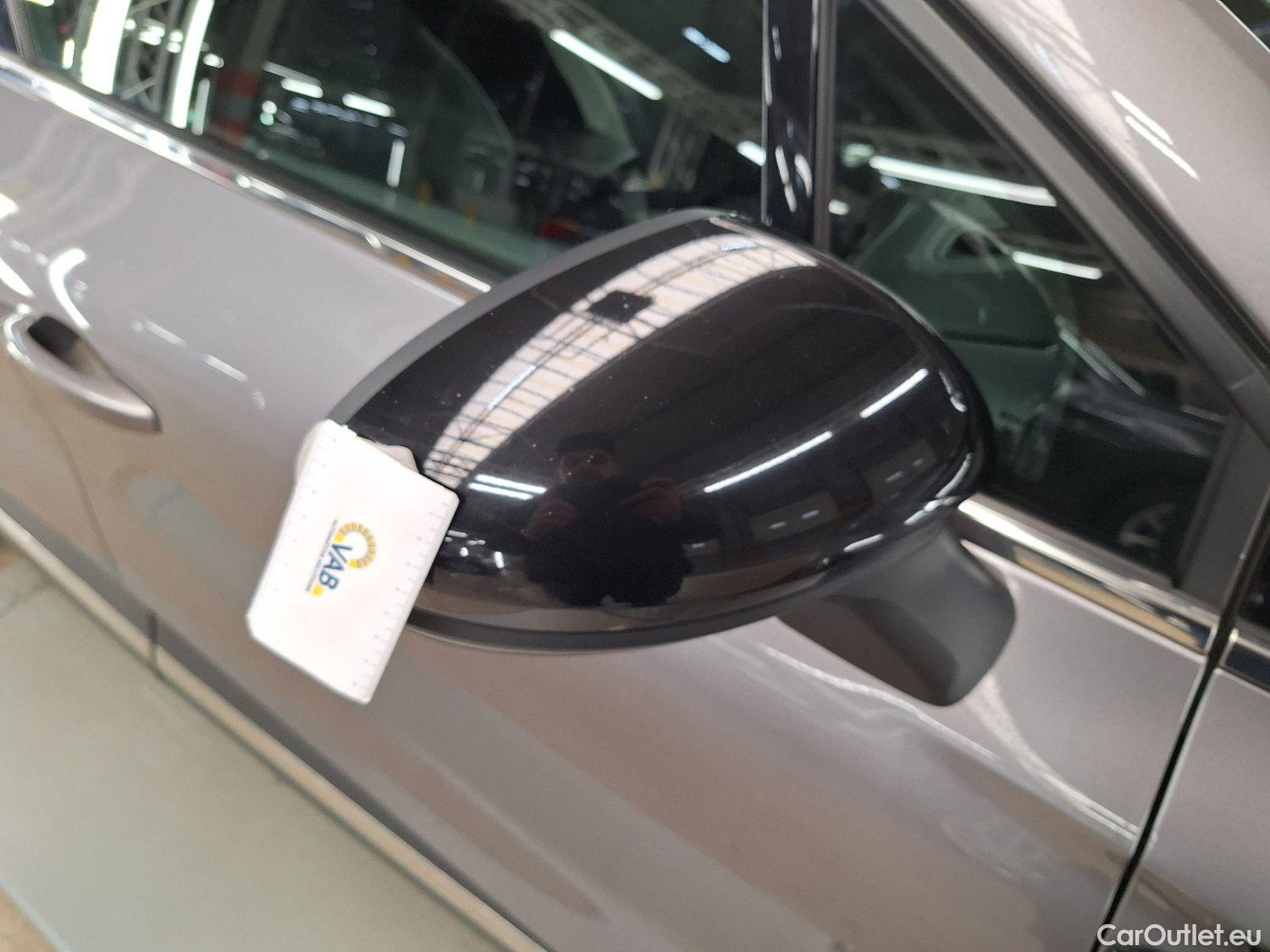  Renault  Captur Renault,  '19, Renault  TCe 130 GPF Intens 5d #6