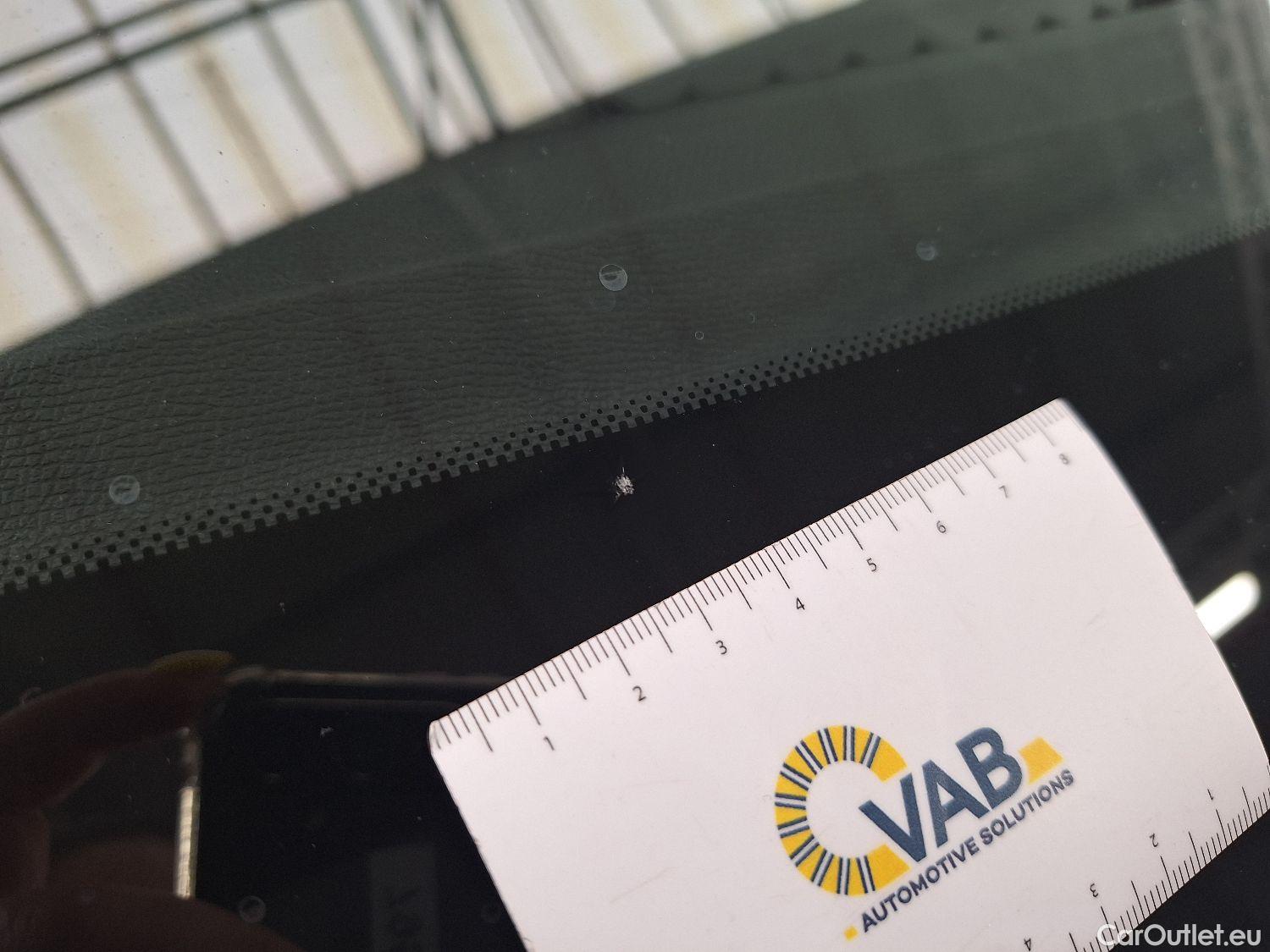  Peugeot  5008 Peugeot,  '16, Peugeot  1.5 BlueHDi 96kW S&S EAT8 GT Line 5d #26