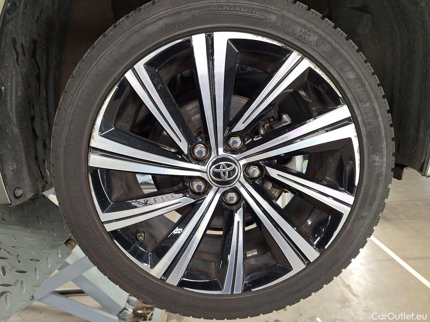  Toyota  Corolla Toyota,  TS '19, Toyota  Touring Sports 1.8 Hybrid Style e-C #7