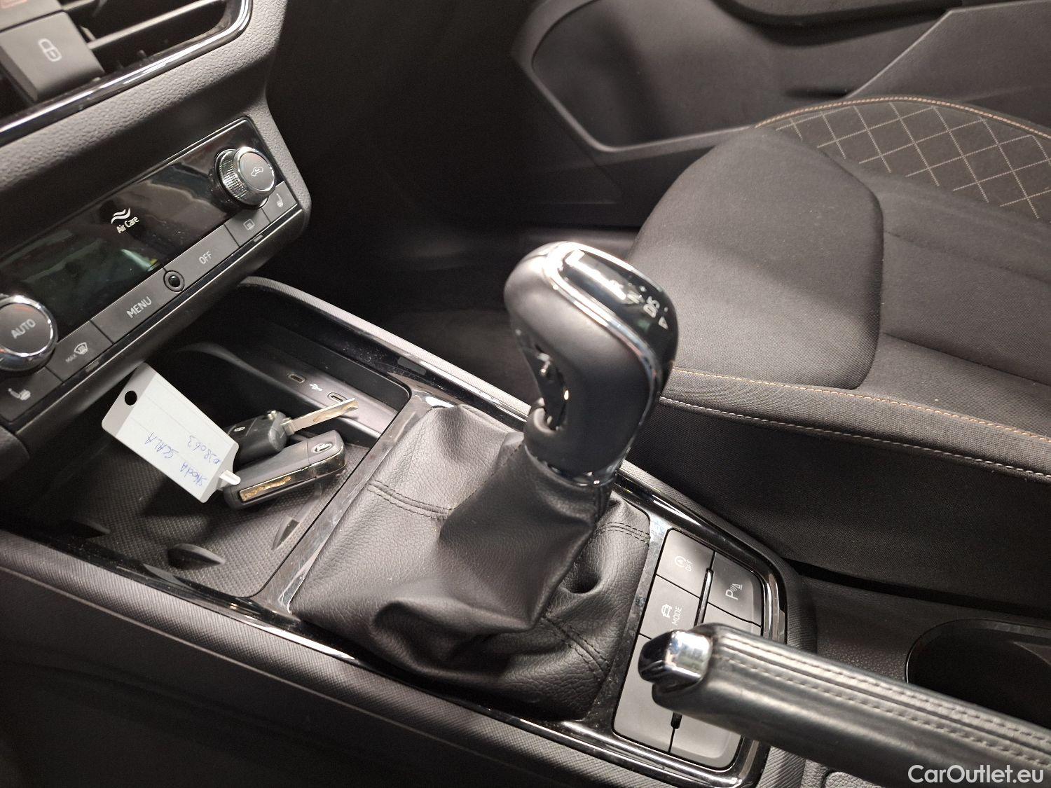  Skoda  Scala Skoda,  '19, Skoda  1.0 TSI 81kW DSG7 Clever 5d #32