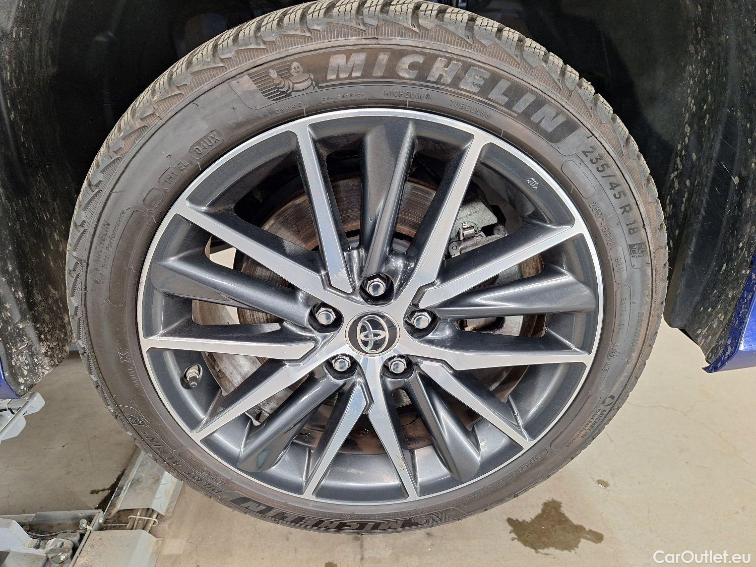  Toyota  Camry Toyota,  '19, Toyota  2.5 Hybrid  Plus E-CVT 4d #1