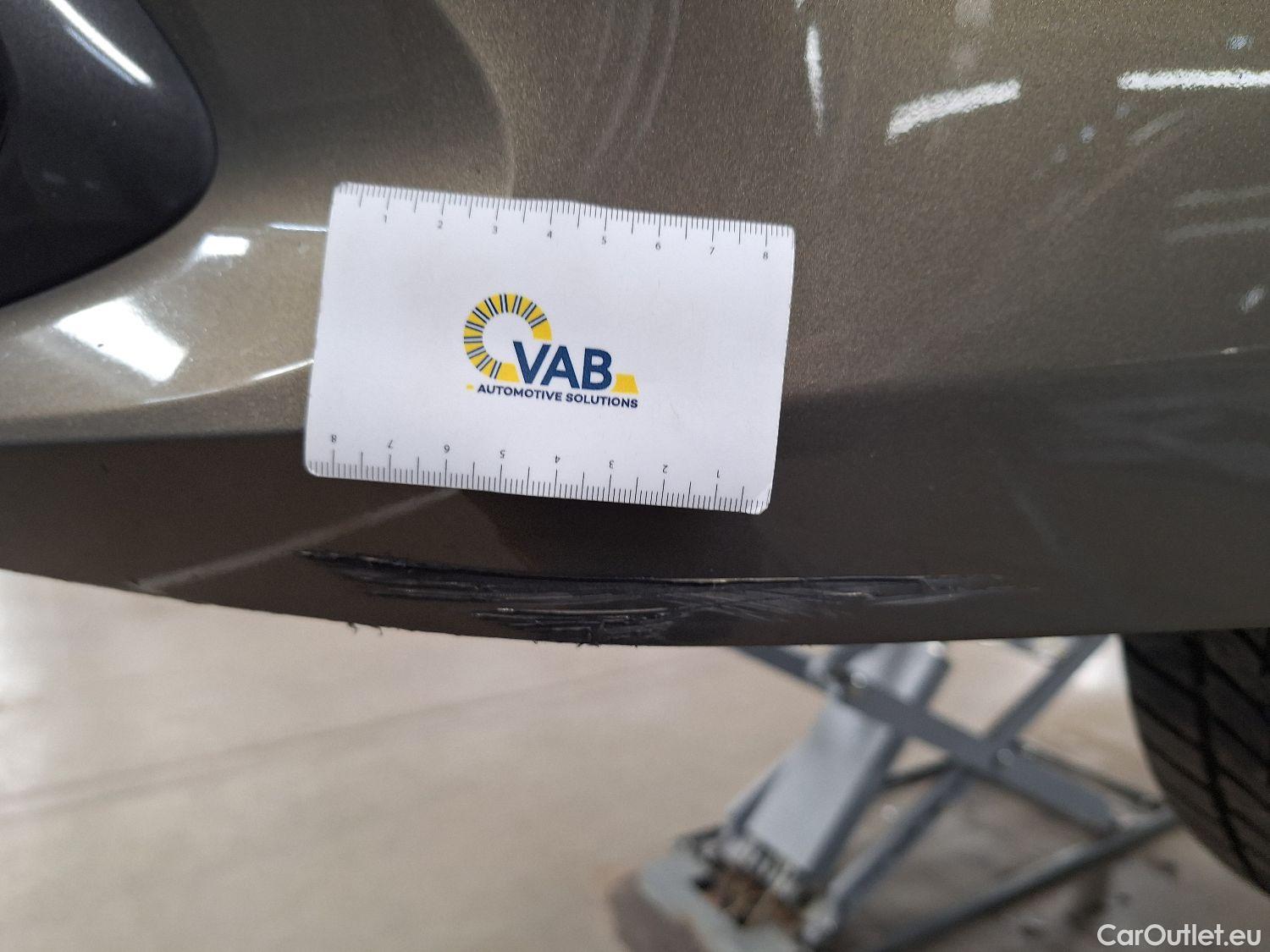  Toyota  Corolla Toyota,  TS '19, Toyota  Touring Sports 1.8 Hybrid Style e-C #3