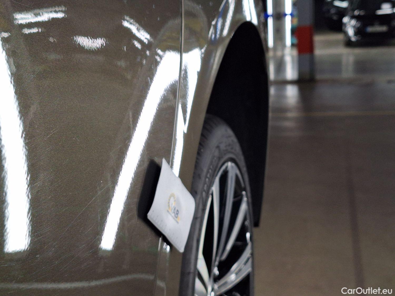  Toyota  Corolla Toyota,  TS '19, Toyota  Touring Sports 1.8 Hybrid Style e-C #28