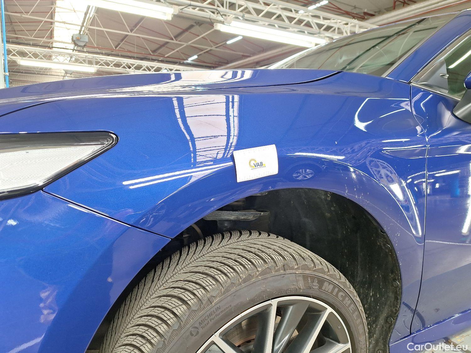  Toyota  Camry Toyota,  '19, Toyota  2.5 Hybrid  Plus E-CVT 4d #25