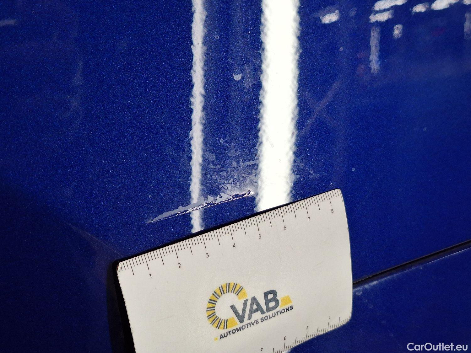  Toyota  Camry Toyota,  '19, Toyota  2.5 Hybrid  Plus E-CVT 4d #20