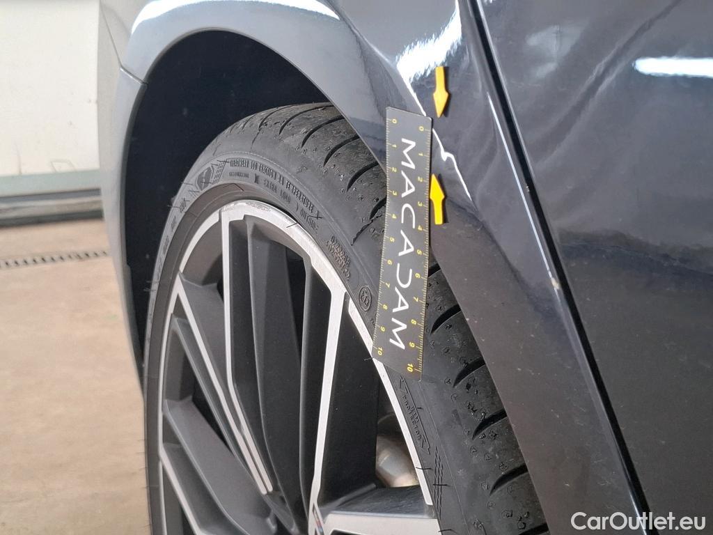  Bmw  Serie 5 BMW Série 5 / 2020 / 4P / Berline 545e xDrive 394ch M Sport BVA8 #54