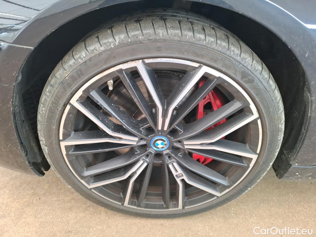  Bmw  Serie 5 BMW Série 5 / 2020 / 4P / Berline 545e xDrive 394ch M Sport BVA8 #13